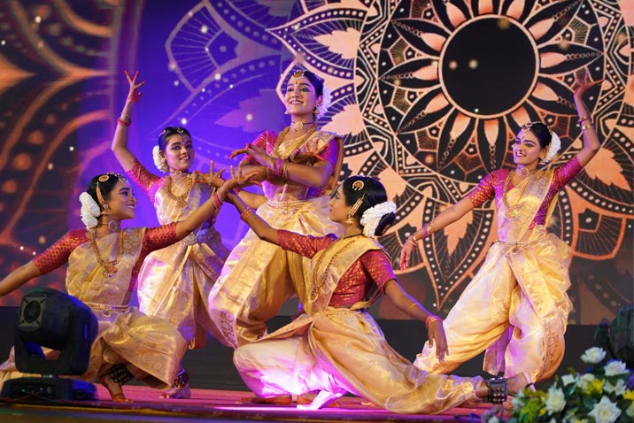 Certificate Awarding Ceremony – Mitsubishi Asian Children’s Enikki Festa Art Diary Competition